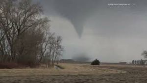 Video post by @stormchasingvideo on YouTube