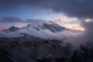 Image post by @foxandlens on Facebook