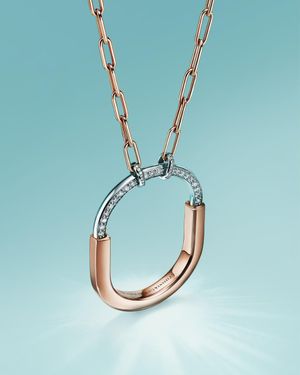 Image post by @TiffanyAndCo on Twitter