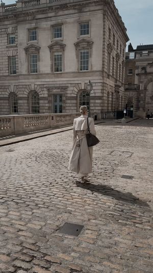 Video post by @adrianabubori on Instagram