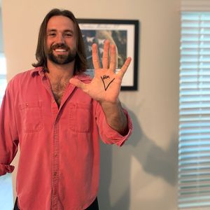 Image post by @GardnerMinshew5 on Twitter