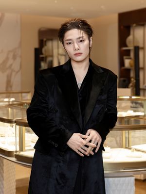 Image post by @ellehongkong on Instagram