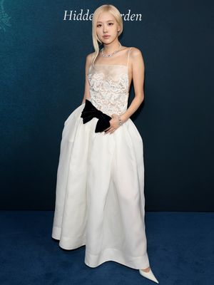 Image post by @voguetaiwan on Instagram