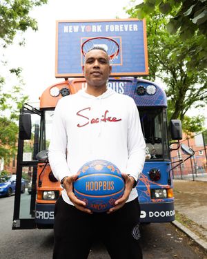 Image post by @thehoopbus on Instagram