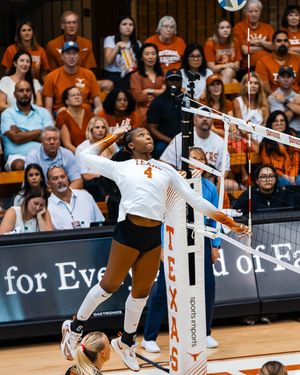 Image post by @texaslonghorns on Instagram