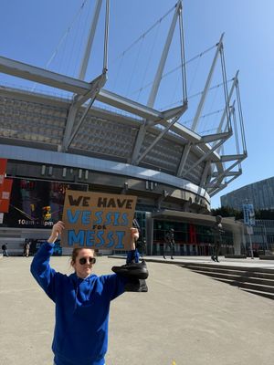 Image post by @VessiFootwear on Twitter