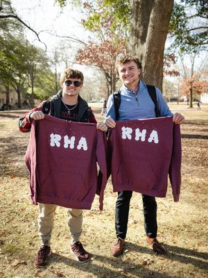 Image post by @uofschousing on Instagram