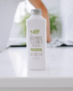 Image post by @amway on Instagram