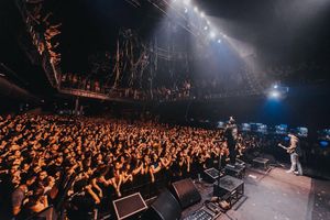 Image post by @therealjeremymckinnon on Instagram