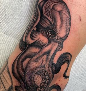Image post by @mikebrowntattoos on Instagram