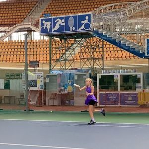 Image post by @polina_maneshina_tennis on Instagram
