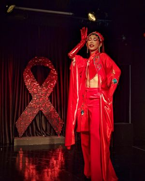 Image post by @opera.tang on Instagram