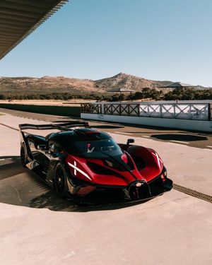 Image post by @Bugatti on Twitter