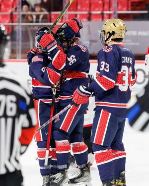 Image post by @collegehkysouth on Instagram