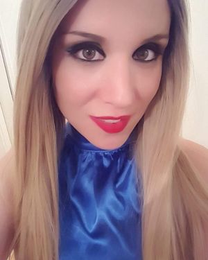 Image post by @rebecagonzalezmusic on Instagram