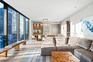 Image post by @eastmia on Instagram