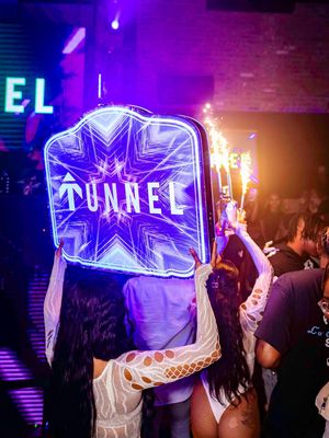 Image post by @tunnelchicago on Instagram