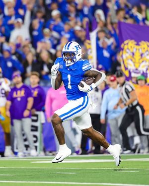 Image post by @KentuckyFootball on Facebook