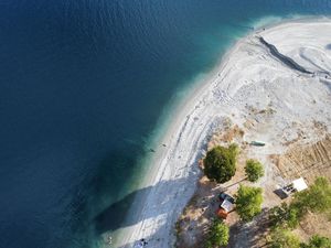 Image post by @amancay_art on Instagram