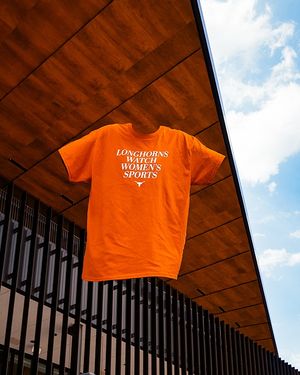 Image post by @texaslonghornsvolleyball on Facebook