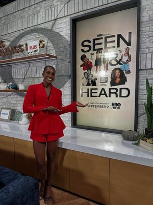 Image post by @issarae on Instagram