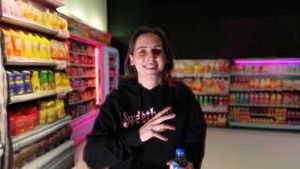 Video post by @hallietut on YouTube