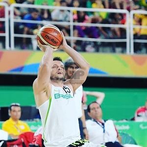 Image post by @jr_paratleta on Instagram