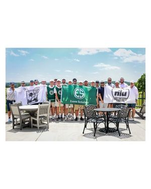 Image post by @nolayingup on Instagram