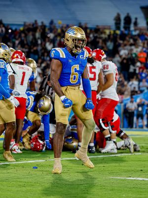 Image post by @uclafootball on Instagram