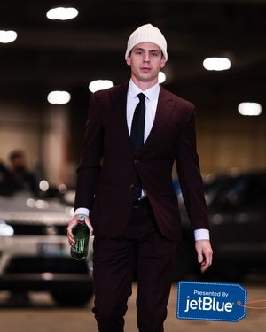 Image post by @nyislanders on Instagram