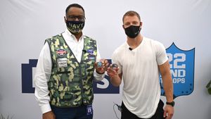 Image post by @Lowes on Twitter
