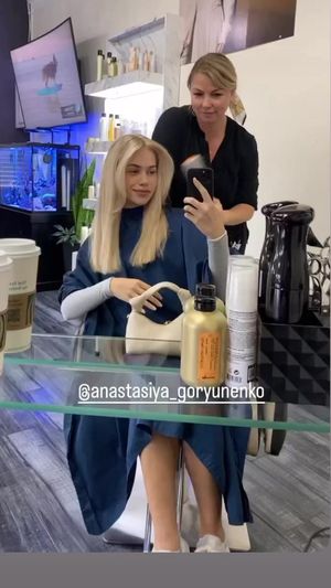 Video post by @OmbreSalonPV on Facebook