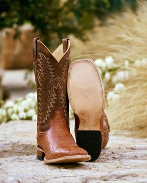 Image post by @justinboots_ on Instagram
