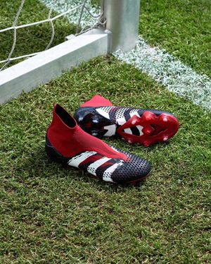 Image post by @soccerdotcom on Instagram