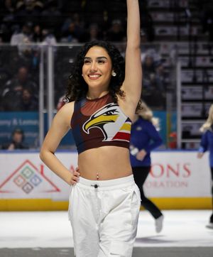 Image post by @coloradoeagleschicks on Instagram