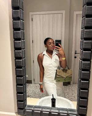 Image post by @ms.roatan on Instagram