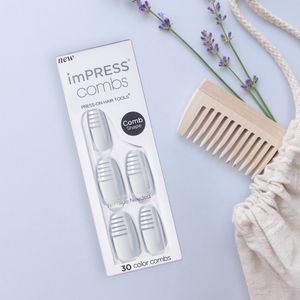 Image post by @impresslashes on Instagram