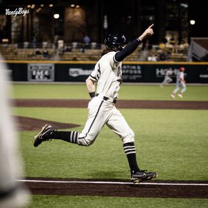 Image post by @vandyboys on Instagram