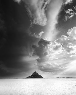 Image post by @mathieurivrin_photographies on Instagram