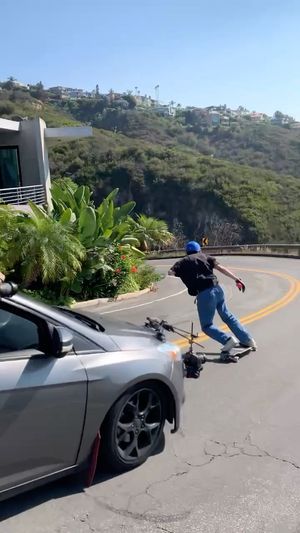 Video post by @coletrotta on Instagram