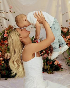 Image post by @parishilton on Instagram