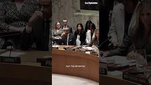 Video post by @laopinionla on YouTube
