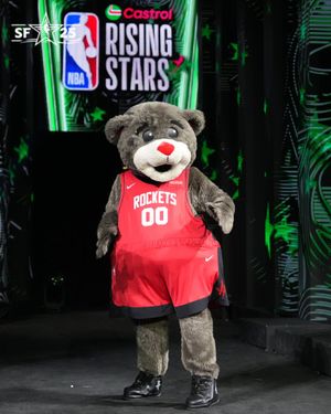 Image post by @clutchthebear on Twitter