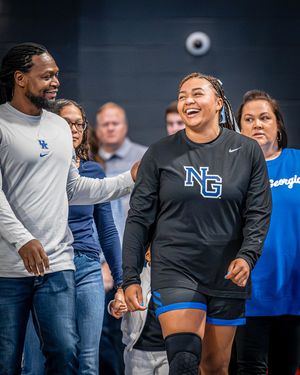 Image post by @ung_nighthawks on Instagram