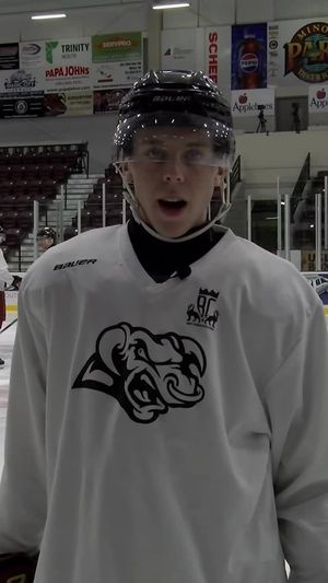 Video post by @TaurosHockey on Facebook