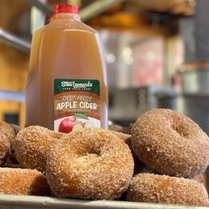 Image post by @stewleonards on Instagram