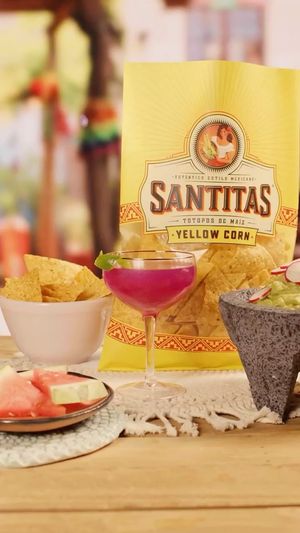 Video post by @santitasofficial on Instagram