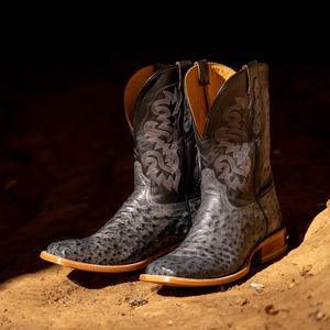 Image post by @tonylamaboots on Instagram