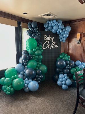 Image post by @balloons_by_victoria_dz on Instagram