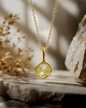 Image post by @juliaszendreijewelry on Instagram